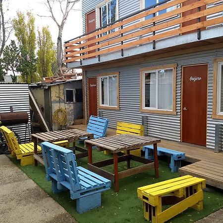 Carfran Patagonia Hostel ปวยร์โตนาตาเลส ภายนอก รูปภาพ