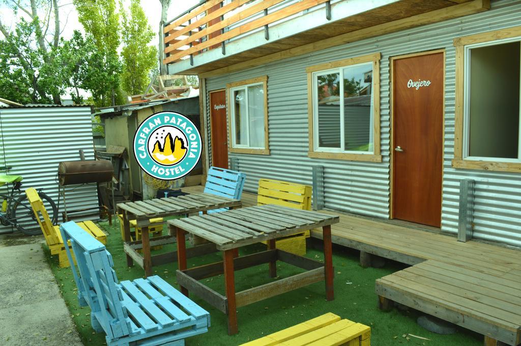 Carfran Patagonia Hostel ปวยร์โตนาตาเลส ภายนอก รูปภาพ